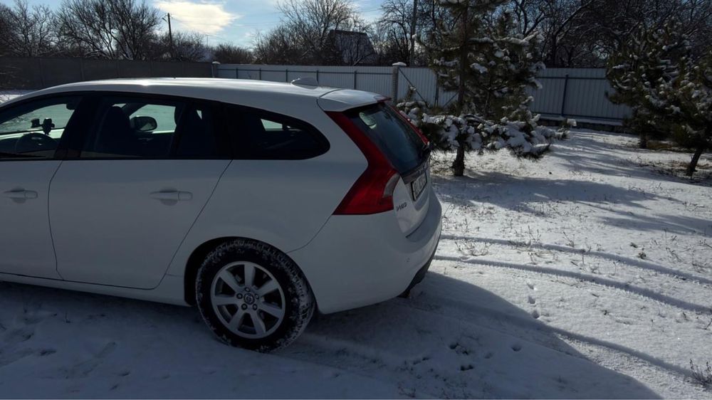 Volvo v60 продам авто