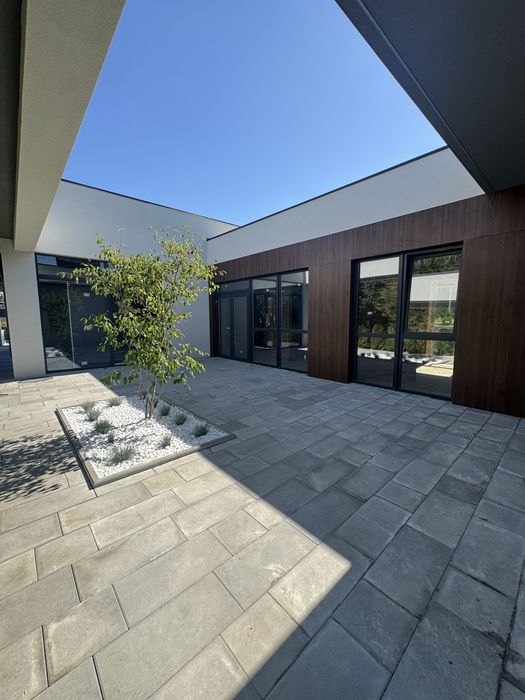 Продаж будинку 2025 року… де стиль відповідає якості