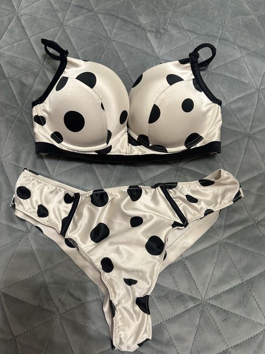 Zestaw bielizny  intimissimi 75 c majtki m