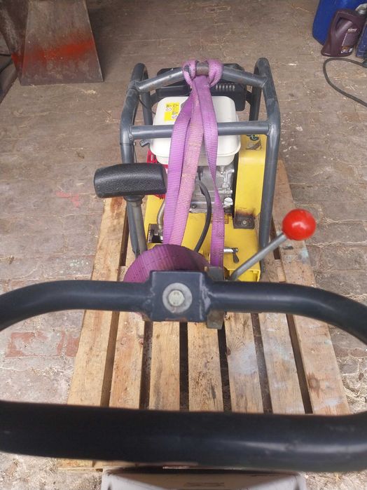 Zageszczarka 130kg Honda