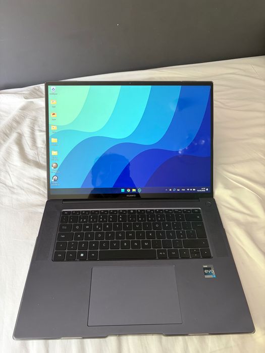 Huawei matebook 16s