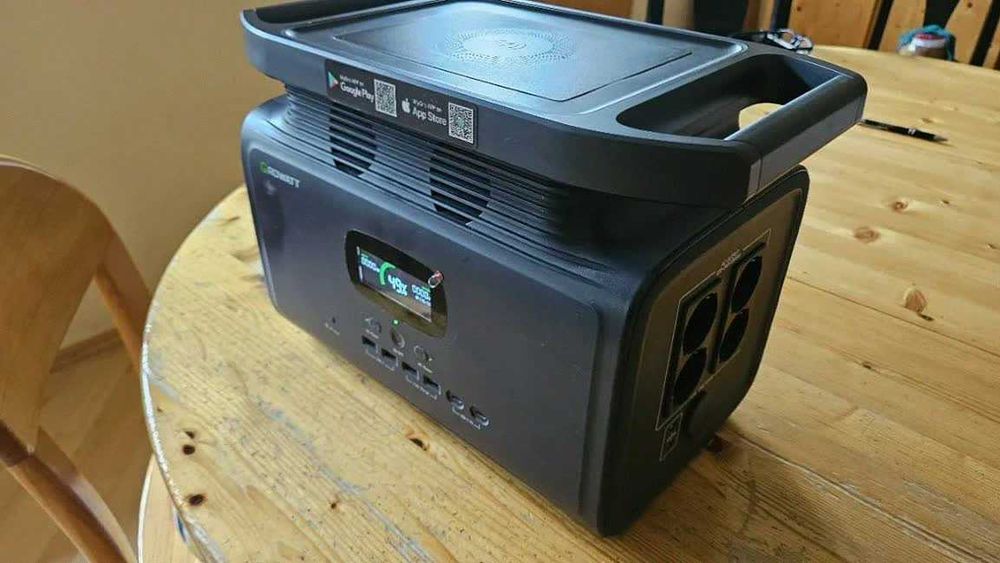 Growatt Infinity 1500 stacja zasilania / generator solarny