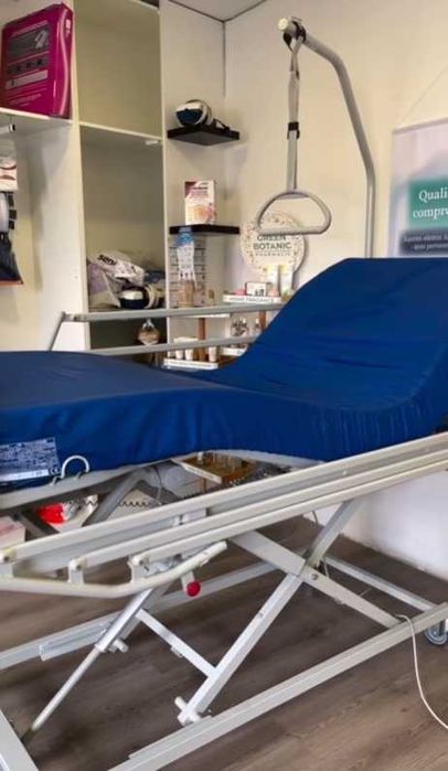 Cama articulada elevatória