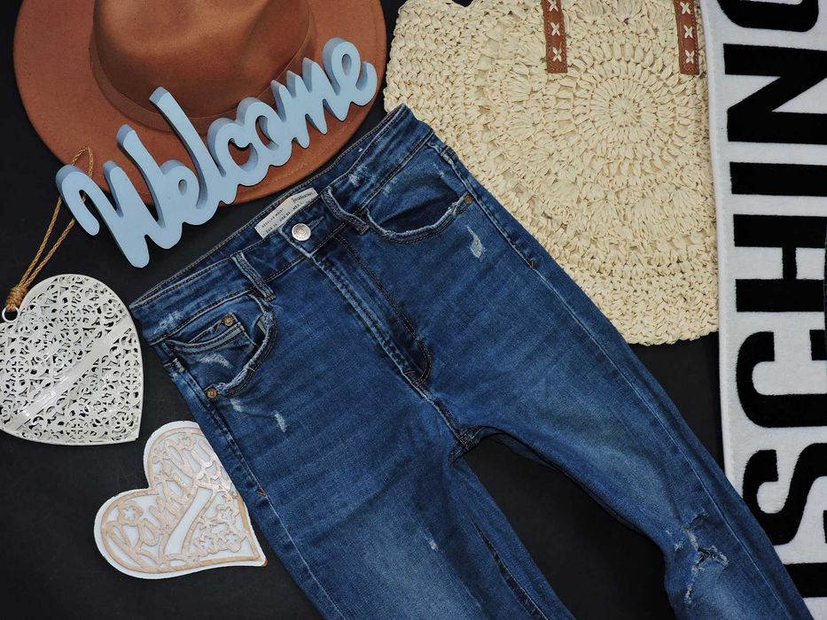 Stradivarius Spodnie rurki dziury denim S