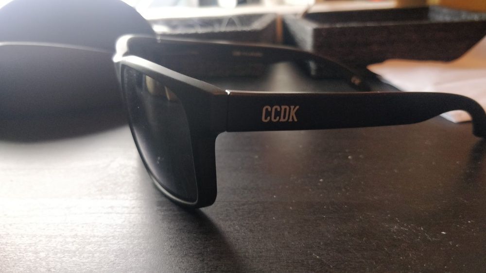 Óculos Cassual Ccdk polarized espelhados