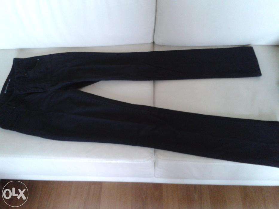 damskie czarne spodnie jeansy ZARA 34
