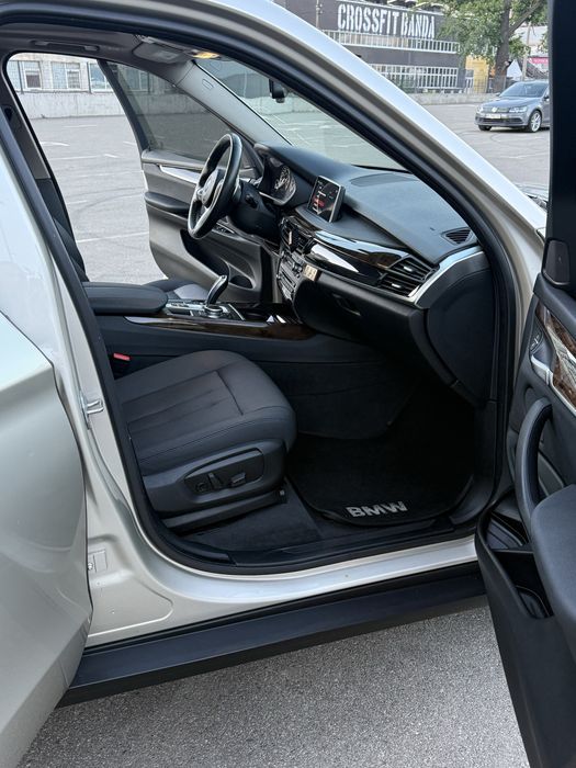 BMW X5 F15 3.0 бенз