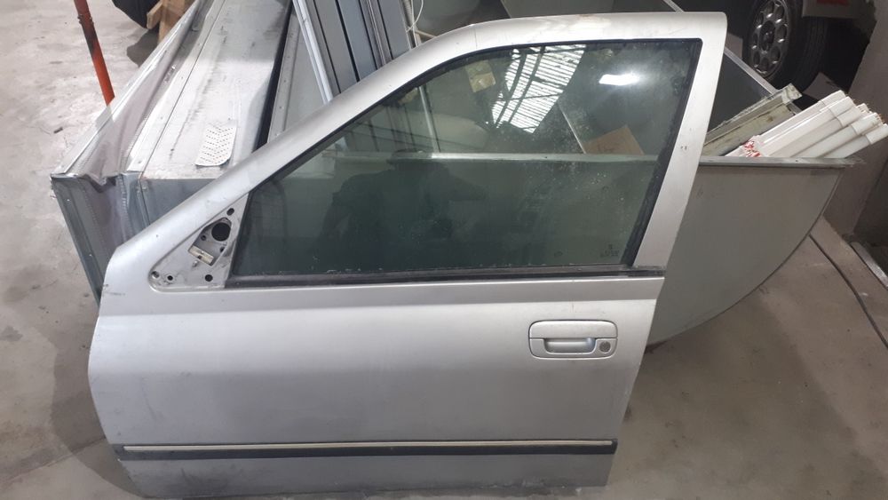 Porta frente esquerda Peugeot 406