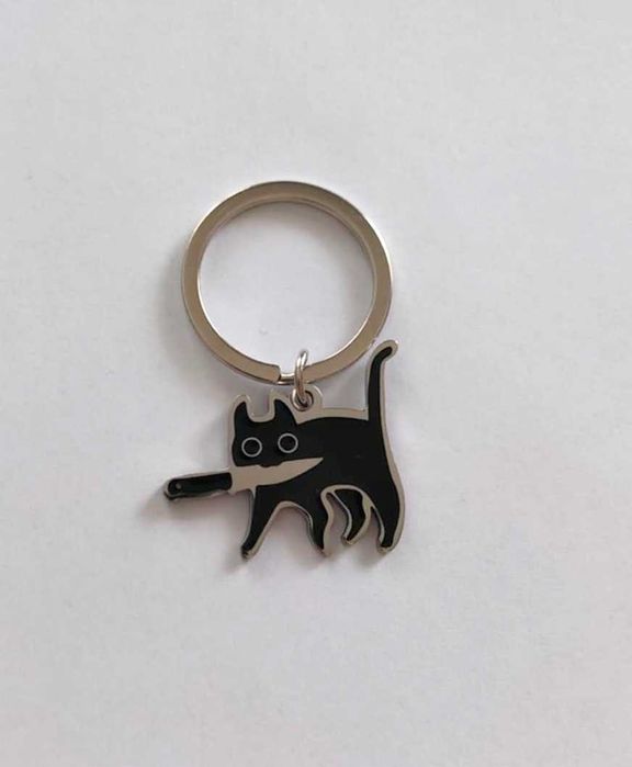Metalowy Brelok Breloczek do kluczy Czarny Kot Kotek z nożem Black Cat