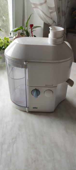Продам соковижималку / соковичавницю / соковыжималку Braun 4290