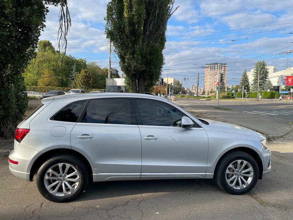 Продам AUDI Q5 2.0 T