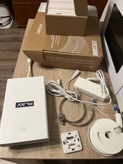 router netbox 5g cpe max 5 + huawei wifi ax3