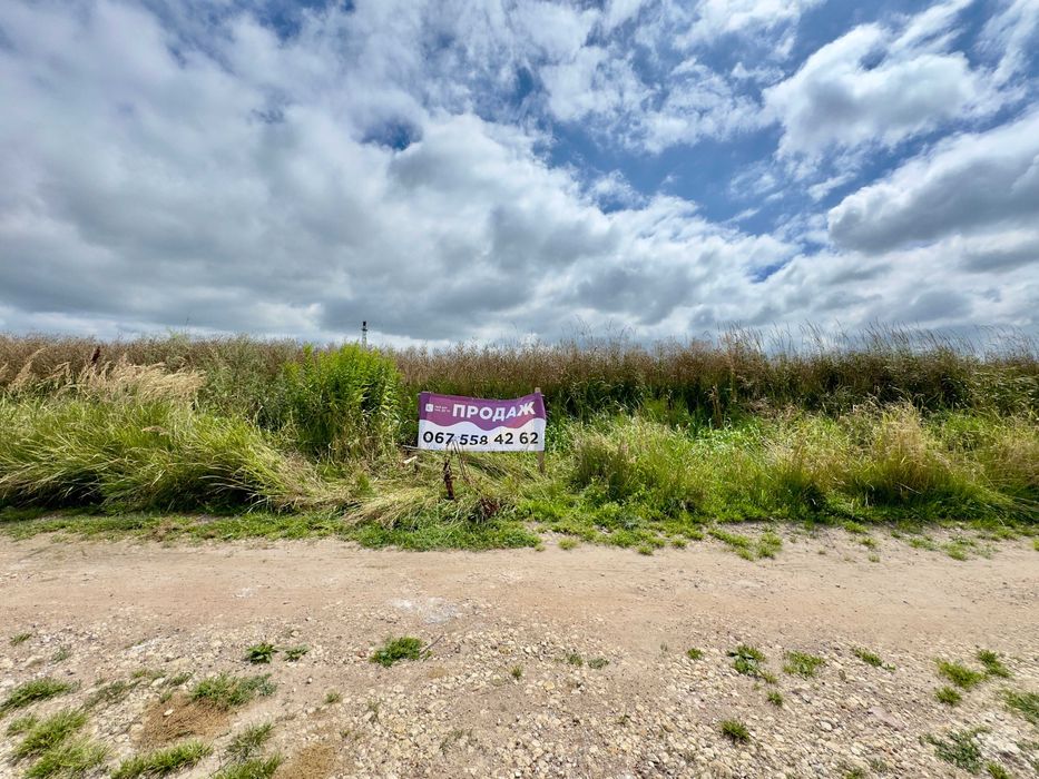 Продається земельна ділянка 12,1 соток у селі Малечковичі БЕЗ КОМІСІЇ!
