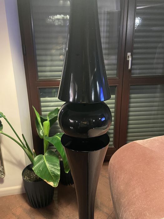 Designerska nowoczesna czarna lampa glamour