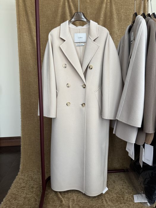 Пальто LARA Італія