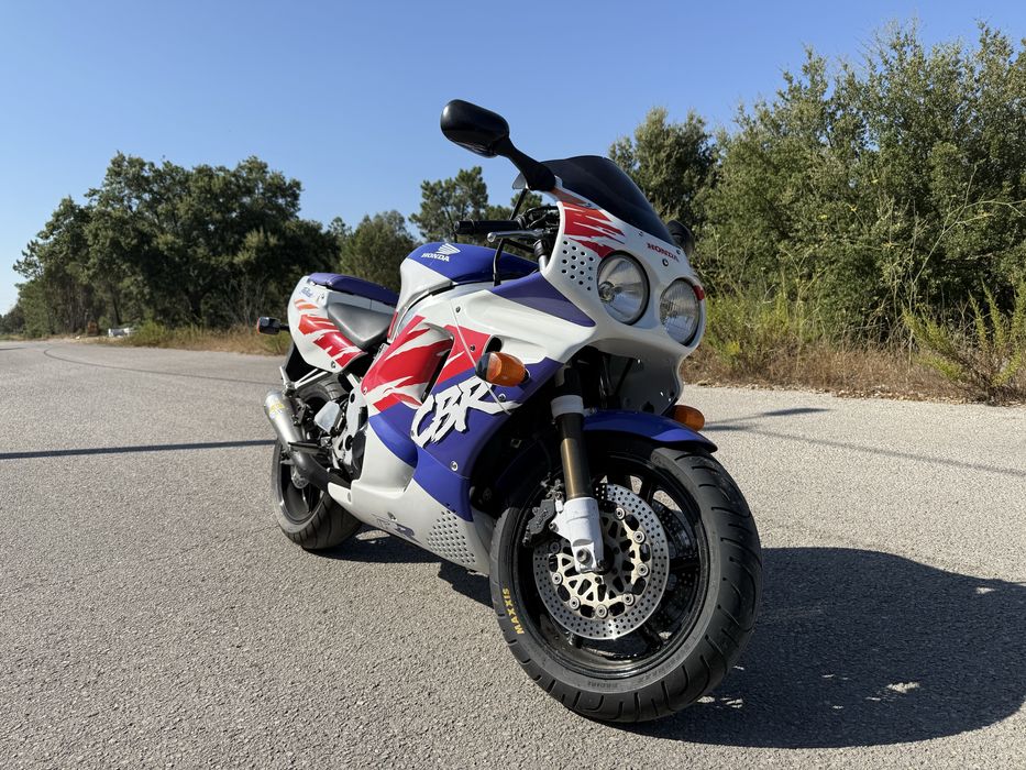 Honda cbr900rr sc28 nacional