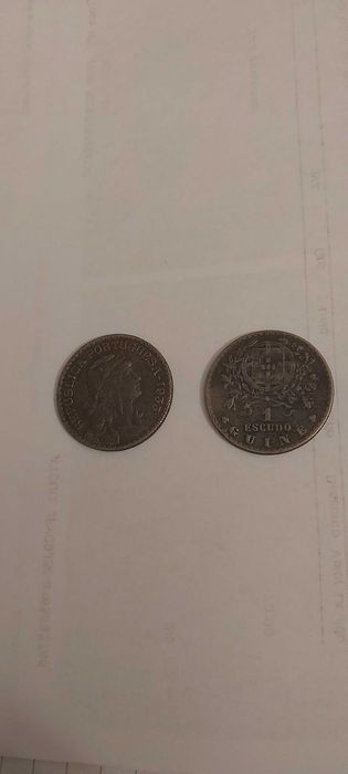 2 moedas de 1 escudo Guiné 1933