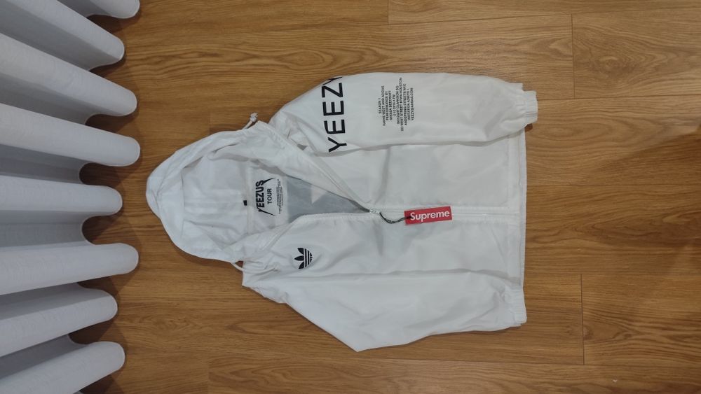 Windbreaker da Yeezy x Supreme