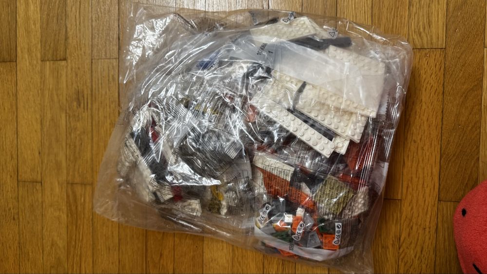 Конструктор LEGO Star Wars 75187 BB-8.