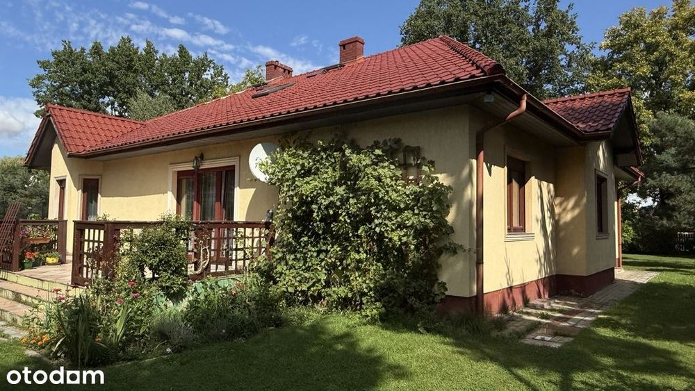 Duża działka, 4 pokoje, ogród i garaż, ul.Rybna