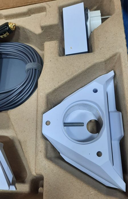 SpaceX Starlink Mini Kit 2025.(UTA-231)