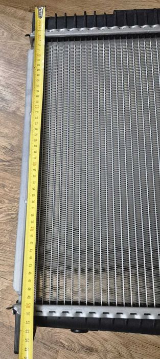 Chłodnica Wody BMW E30 SERIA 3 (82-94r.) Oryginalna Nowa