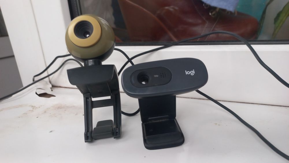 Камера лоджитек,720мп, жест.диск 320 гб