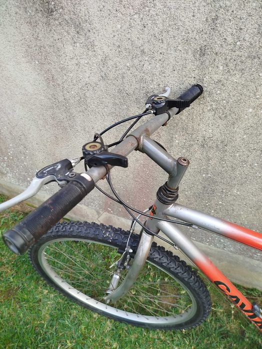 Bicicleta BTT (Cavia Deluxe MTB)