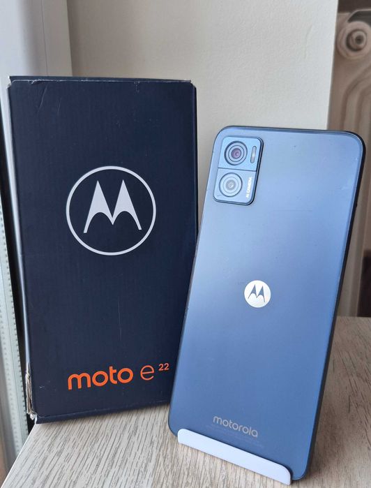 Motorola Moto E22 4/64 GB 6,5" 16 Mpx 4020 mAh NFC