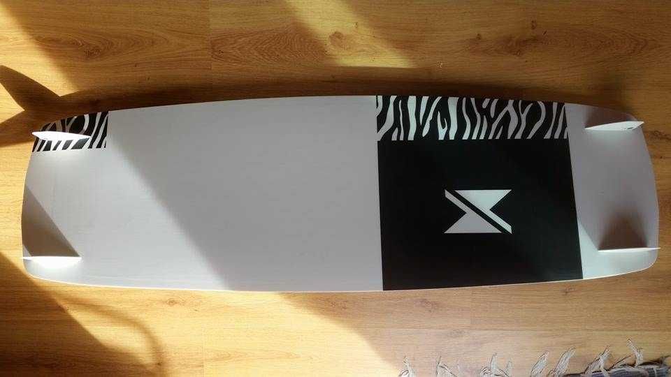 prancha de kitesurf xenon 136 x 41 cm