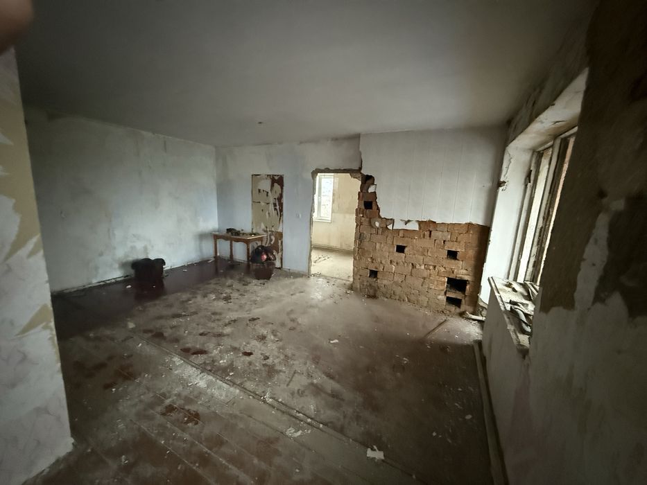 Продается квартира на Молодежной с гаражом