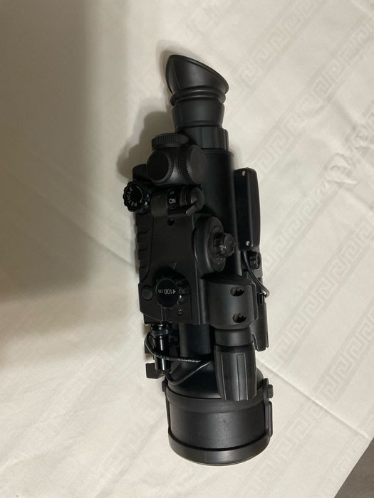 Нічний приціл Pulsar Sentinel GS 2.5x60 + ІЧ-ліхтар, відмінний стан