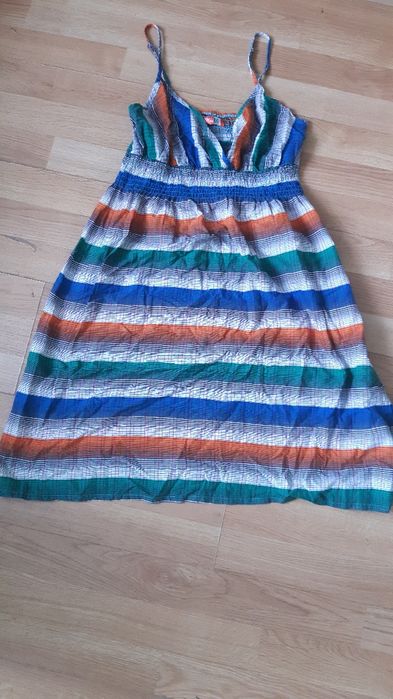 Letnia sukienka moodo