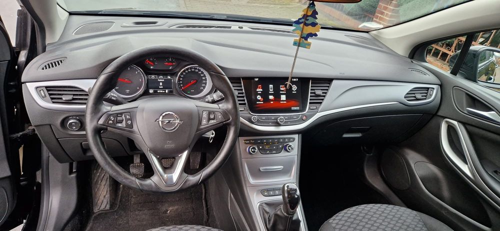 Opel Astra K Sports Tourer+ 1.6 CDTI 2017r