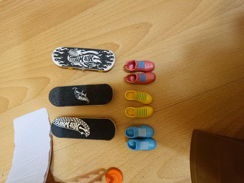Hot wheels skate deskorolki