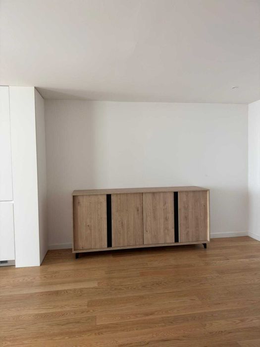 Aparador Design Moderno – Como Novo