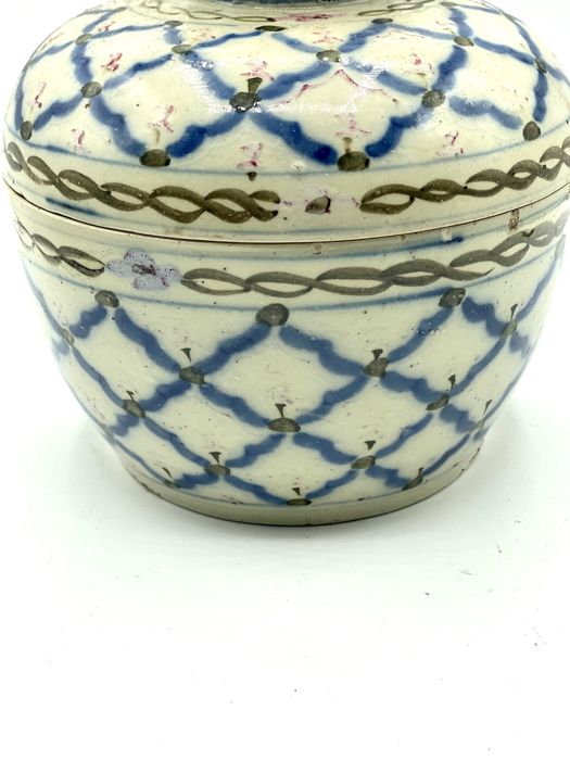 Pote em porcelana vidrada seculo 18 chinesa