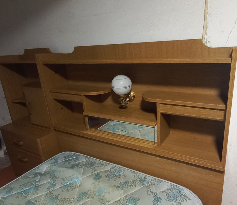 Cama de solteiro, o Colchão se quiser levar vai de oferta