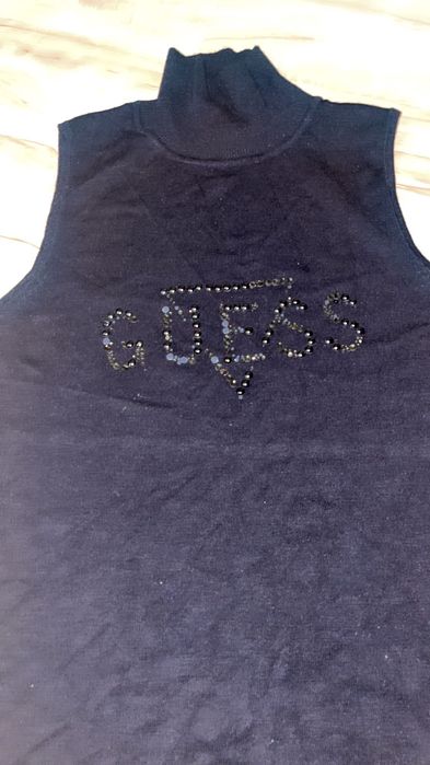 Czarny Półgolfik Guess