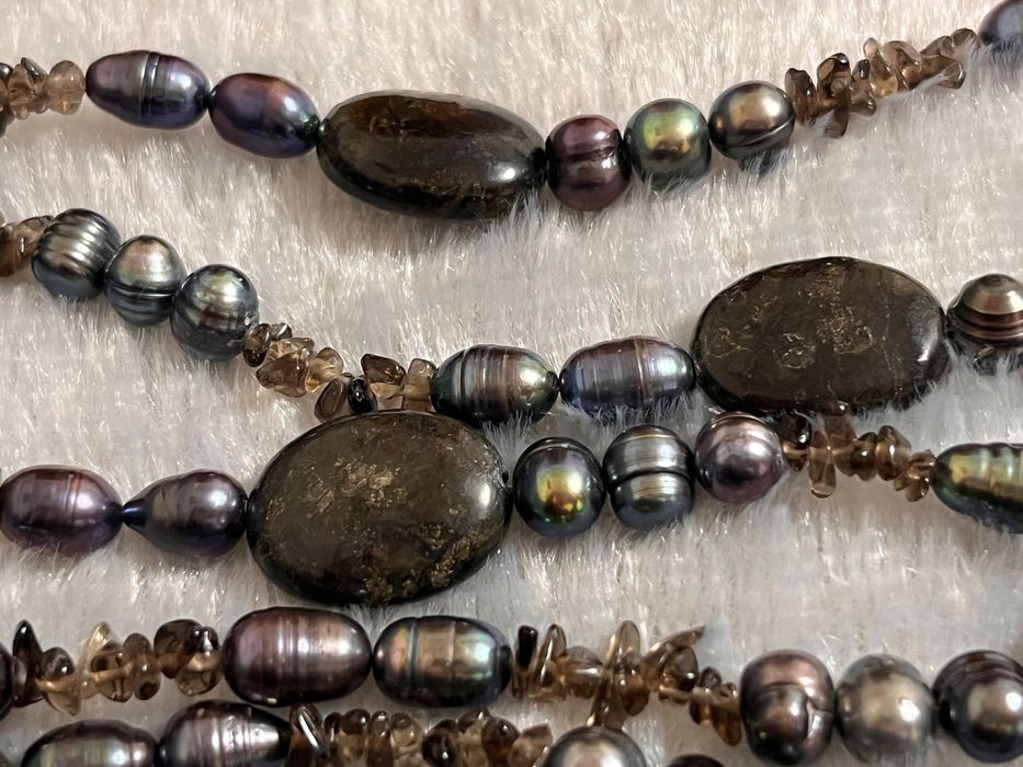 Винтажные бусы из тесных камней