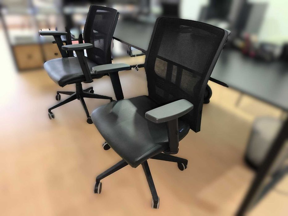 Cadeira de escritório ergonómica ajustável Belone - OPORTUNIDADE