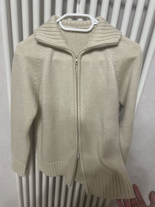 Трендова вʼязана кофтинка/светр