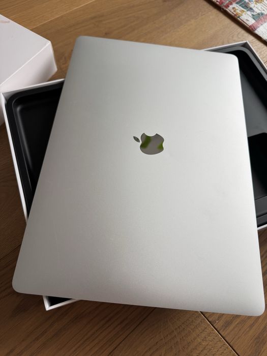 A2141 Матриця екран Macbook Pro 16’ 2019 Silver Срібний оригінал ідеал