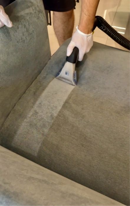 Хімчистка дивану, матрасу, видалення запаху плям від тваринок! Київ