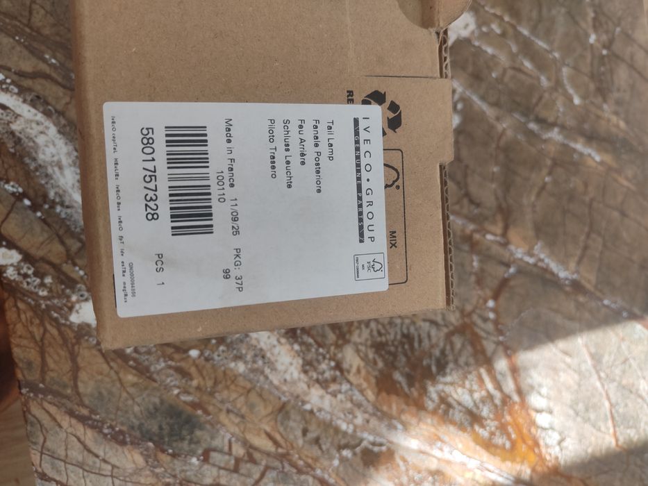 Lampa tylna prawa VIGNAL Iveco Mercedes Man