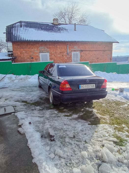 Мерс 180с в 202 кузові