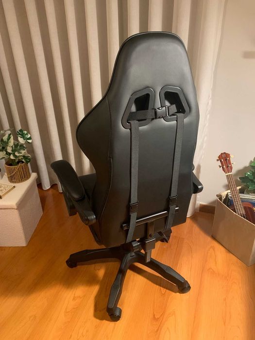 Cadeira Gaming KUBO Preta