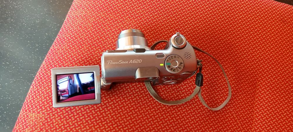 Canon PowerShot A620 – Compacta 7.1MP + Acessórios Originais