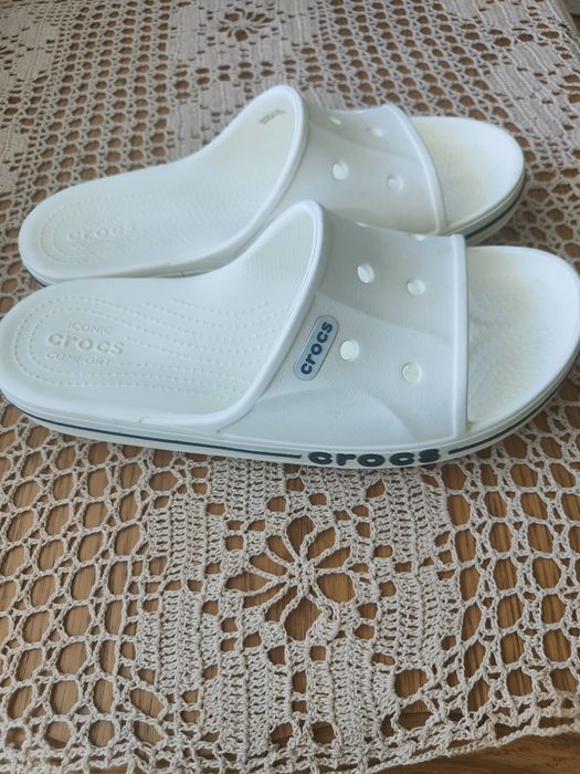 Klapki męskie crocs białe