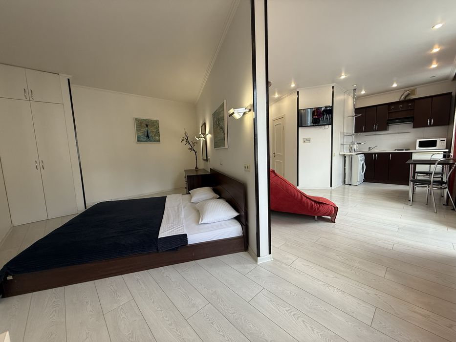 Подобово, Gulliver, Басейна 10, Хрещатик